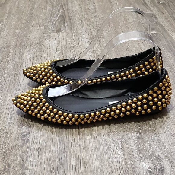 Steve Madden * Extraa Black & Gold Studded Flats 6 - Picture 3 of 12